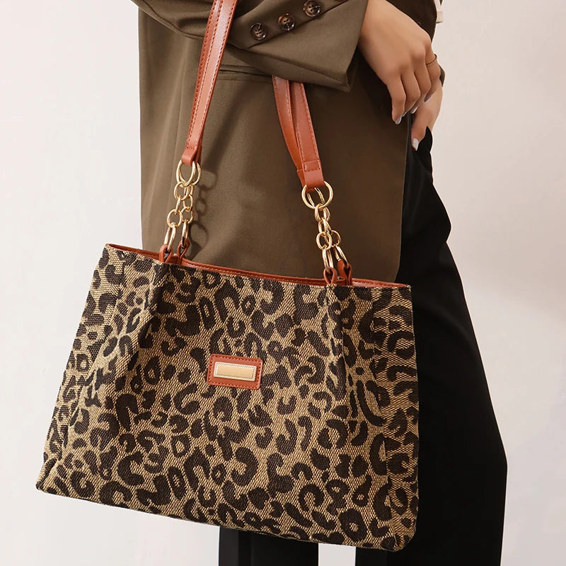 Amesa Cheetah Print Shoulder Bag