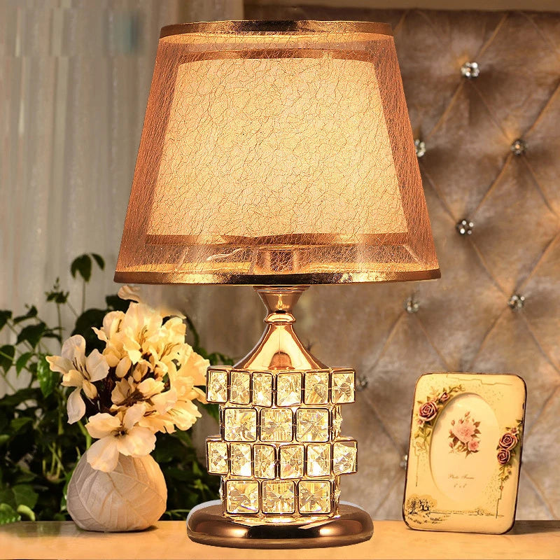 Grand Meridian Table Lamp